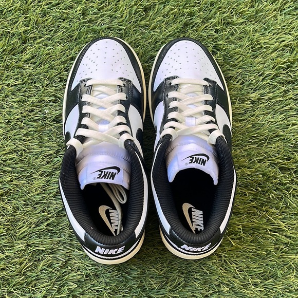 Nike Dunk Low PRM - Picture 4 of 5